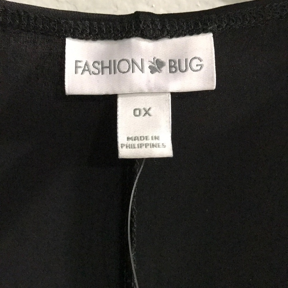 Fashion Bug top, open cold shoulder - Picture 2 of 4